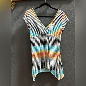 EYESHADOW Multicolor Striped V-Neck, short-sleeved top; asymmetrical hem